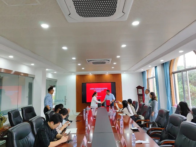 1106-1-5-1.jpg 1106-1-5-1.jpg